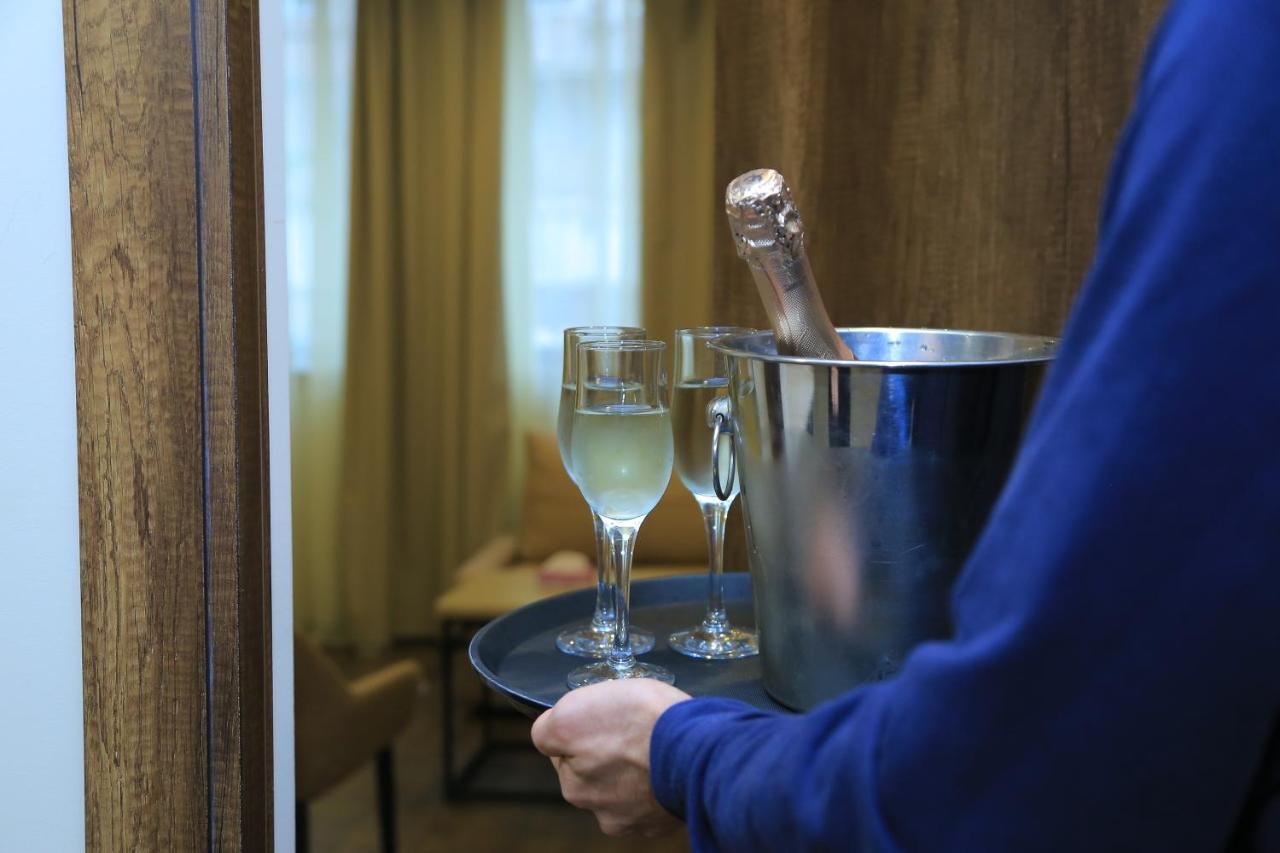 Nacho Hotel Yerevan Bagian luar foto