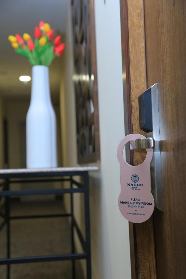 Nacho Hotel Yerevan Bagian luar foto