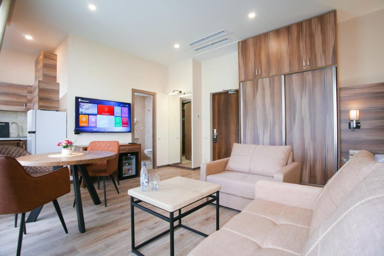 Nacho Hotel Yerevan Bagian luar foto