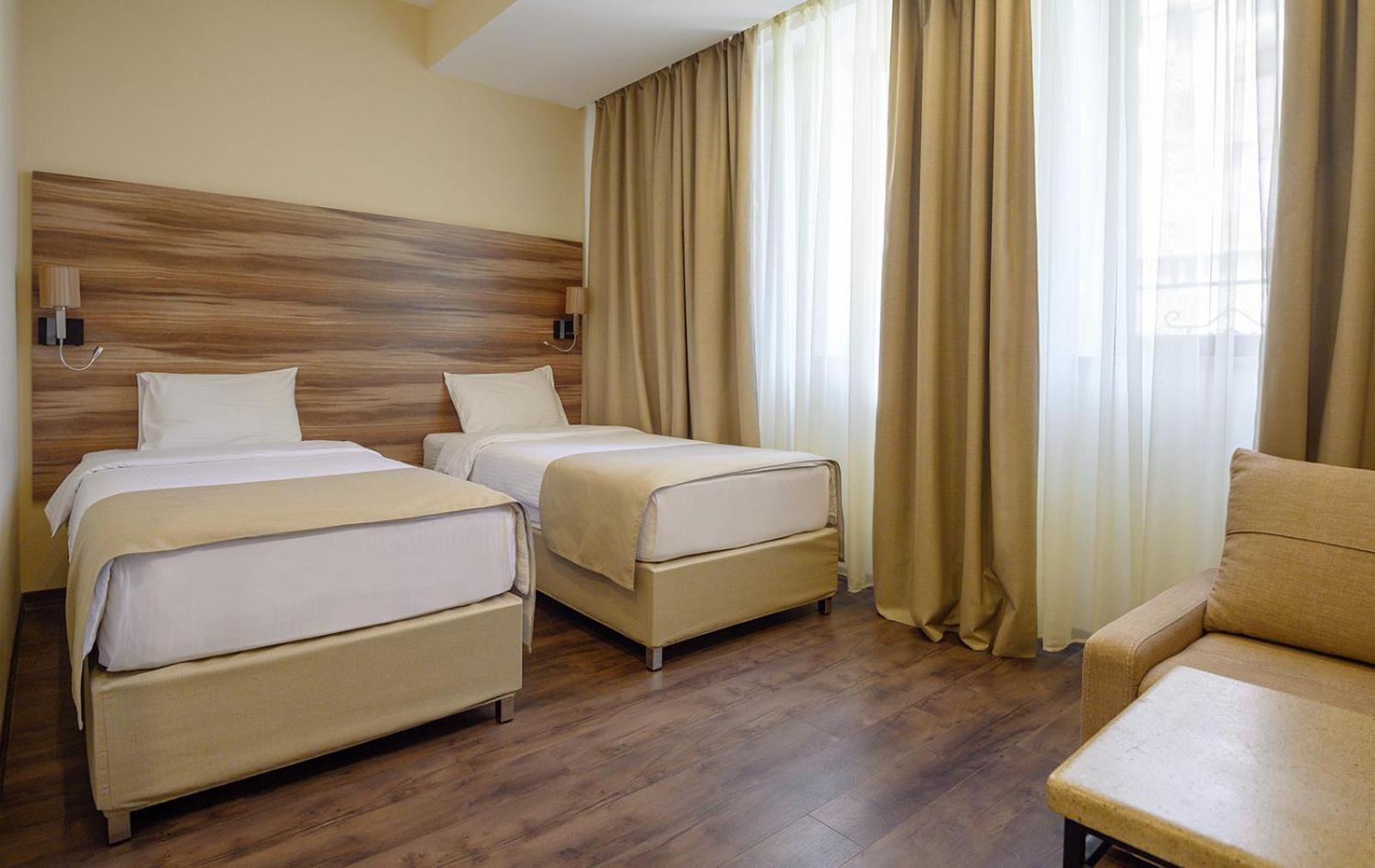 Nacho Hotel Yerevan Bagian luar foto