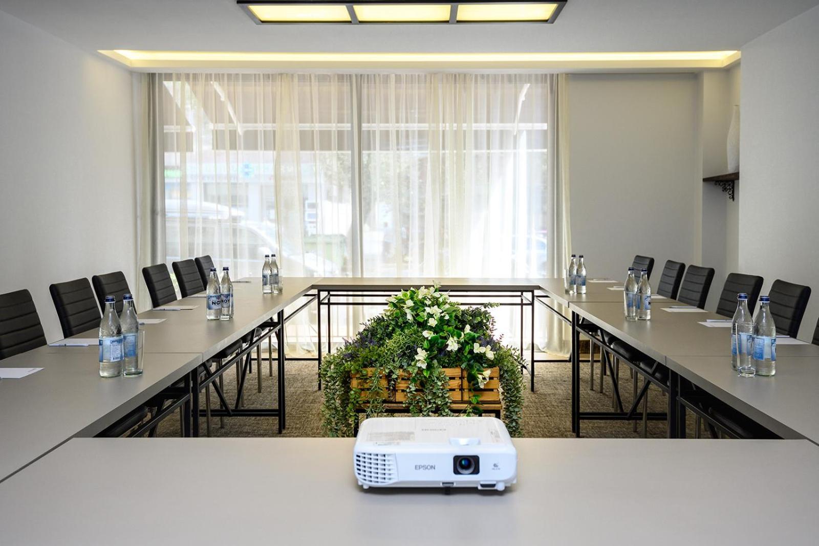 Nacho Hotel Yerevan Bagian luar foto