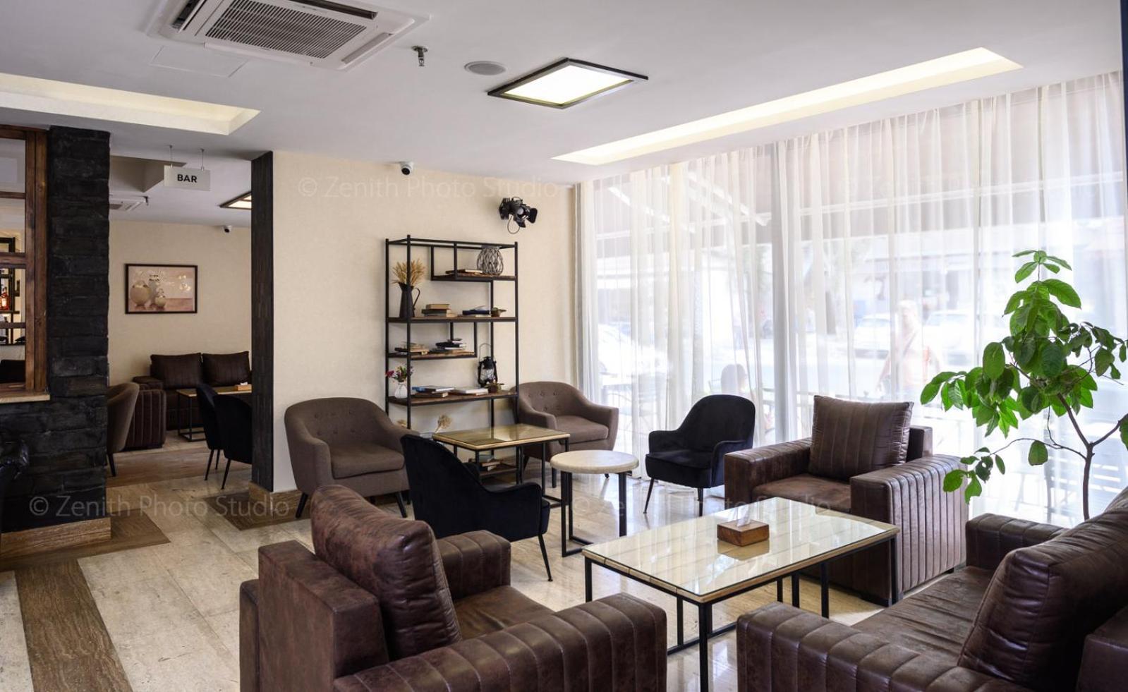 Nacho Hotel Yerevan Bagian luar foto