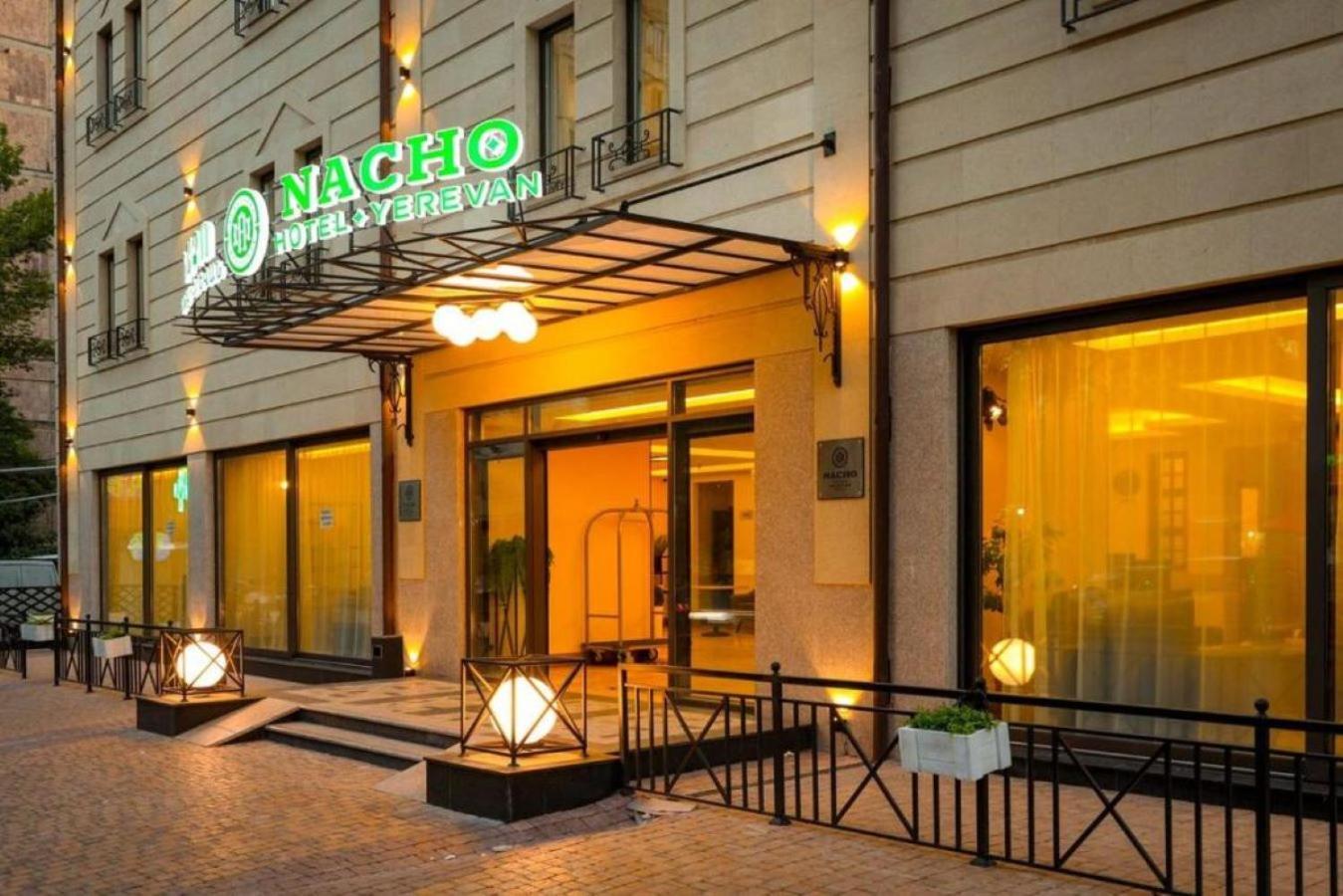 Nacho Hotel Yerevan Bagian luar foto
